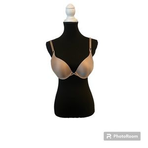 Victoria's Secret Bombshell Push Up Plunge Add-2 Cups Smooth Bra 34D Lt Nude